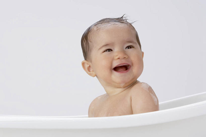 东方人,婴儿,儿童,一个人,坐,笑,微笑,横图,室内,白天,白色背景,侧面,洗澡,纯洁,安全,亚洲,仅一个人,防护,扭头,注视,黄种人,干净,裸露,小孩,容器,观察,看,清洁,转头,享受,健康,浴盆,放松,可爱,保健,摄影,活泼,影棚,观看,储藏,保护,察看,卫生,储存,关注,宝宝,裸,澡盆,保险,纯真,烂漫,无邪,保全,周全,安稳,安定,泡汤,伶俐,平安,天真,亚洲人,孩子,坐着,半身,彩图,影棚拍摄,沐浴,拍摄,婴儿浴盆,贮存