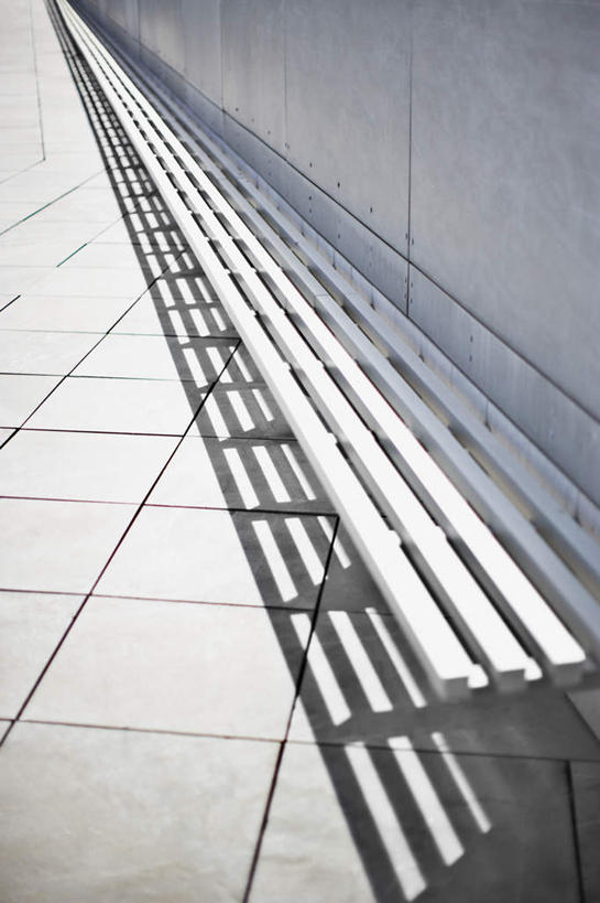 无人,竖图,俯视,室外,特写,白天,度假,美景,城市风光,城市,西班牙,欧洲,阴影,光线,瓷砖,地砖,影子,墙,景观,地面,娱乐,安达卢西亚,格拉纳达,墙壁,墙面,阳光,享受,休闲,景色,放松,南欧,安达鲁西亚,格拉纳达省,西班牙王国,安达卢西亚自治区,彩图,高角度拍摄