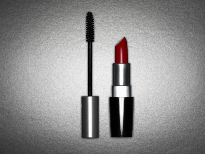 无人,横图,室内,特写,白天,正面,静物,阴影,灰色背景,反射,影子,两个,红色,唇彩,唇膏,化妆品,睫毛膏,摄影,影棚,化妆用品,眼妆,睫毛液,彩图,影棚拍摄,拍摄