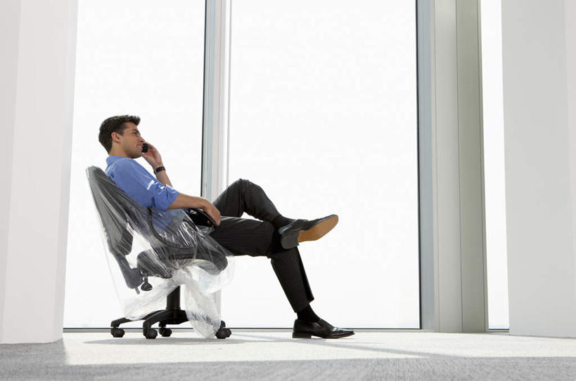 西方人,一个人,商务人士,商务男性,高楼大厦,坐,打电话,横图,室内,白天,侧面,衬衫,办公楼,窗户,落地窗,大厦,建筑,摩天大楼,写字楼,电话,手机,椅子,欧洲,欧洲人,仅一个男性,仅一个人,一把,握,阴影,套装,时间,反射,时钟,手表,影子,二郎腿,计时,注视,通讯设备,玻璃窗,仅一个年轻男性,会议椅,钟表,楼宇,观察,看,表,商务楼,握着,观看,办公椅,腕表,察看,关注,商务装,工薪阶层,一部,商务椅,培训椅,交流,男人,男性,年轻男性,白种人,白领,上班族,钟,沟通,通话,坐着,彩图,全身,衬衣,大楼,高层建筑,高楼,摩天楼