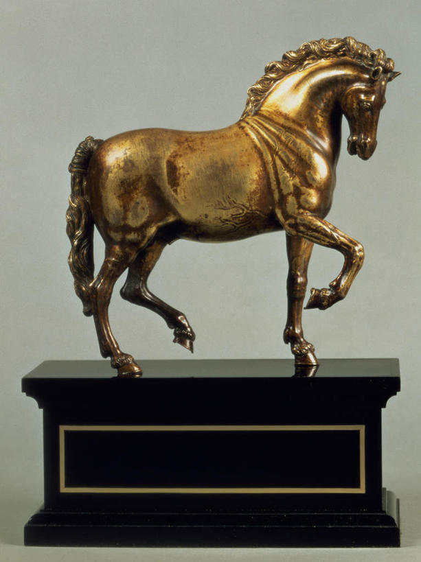 无人,站,横图,室内,白天,正面,绘画,马,野生动物,油画,雕塑,艺术,装饰,雕刻,雕像,古典,文化,一只,动物,工艺品,品味,站着,运输,牲畜,纪念,华丽,修饰,美术,点缀,高雅,镀金,主题,底座,陈列,功能,美学,衬托,美观,雅致,雅观,站立,彩图,全身,影棚拍摄