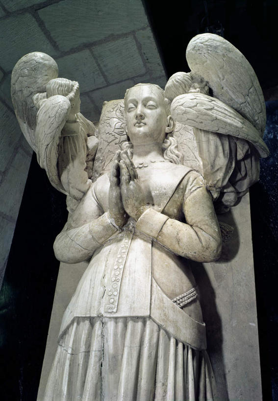 西方人,一个人,无人,站,闭眼,竖图,室内,特写,白天,仰视,民族服装,雕塑,欧洲,欧洲人,仅一个年轻女性,仅一个女性,仅一个人,天使,阴影,服装,艺术,装饰,光线,翅膀,雕刻,雕像,影子,墙,祝福,墙壁,墙面,虔诚,衣服,工艺品,祈祷,双手合十,站着,墓地,服饰,纪念,美术,坟墓,陵墓,神圣,衣着,穿着,主题,善良,感谢,陈列,坟场,信徒,合十礼,合掌礼,合十,莲华合掌,感恩,功能,美学,使者,衣饰,圣洁,年轻女性,女人,女性,白种人,闭眼睛,闭着眼,闭着眼睛,站立,半身,彩图,低角度拍摄,传统服装,民俗服