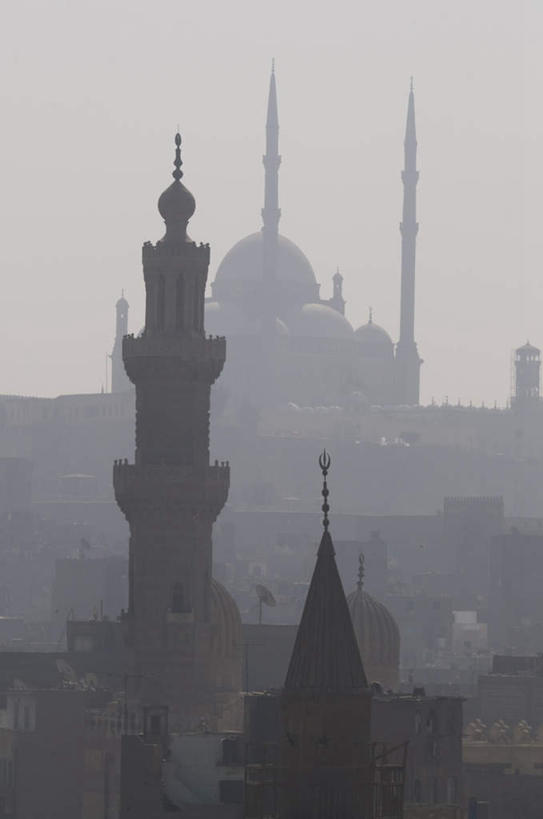 无人,栏杆,竖图,室外,特写,白天,仰视,旅游,度假,雾,标志建筑,城市,地标,建筑,非洲,埃及,开罗,阴影,节日,朦胧,模糊,光线,影子,屋顶,云,云朵,围栏,首都,云彩,顶棚,文化,娱乐,建设,护栏,白云,天空,阳光,天,祈祷,享受,休闲,健康,旅游胜地,放松,许愿,宗教,信仰,纪念,祈求,迷雾,伊斯兰教,古埃及,清真寺,北非,首府,阿拉伯埃及共和国,金字塔之国,棉花之国,阿非利加洲,开罗省,平安,大雾,彩图,低角度拍摄