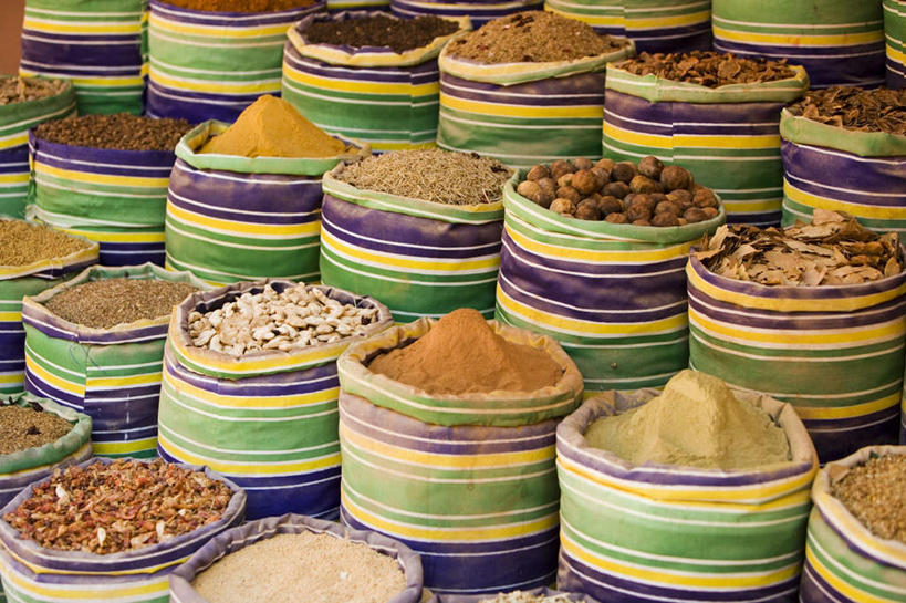 无人,横图,俯视,彩色,室外,白天,旅游,度假,城市,袋子,非洲,埃及,开罗,一排,许多,阴影,整齐,光线,影子,调味,香料,佐料,首都,麻袋,娱乐,货摊,排列,阳光,容器,享受,休闲,健康,放松,储藏,五颜六色,色彩斑斓,配料,古埃及,储存,队列,销售,五彩缤纷,贩卖,北非,首府,阿拉伯埃及共和国,金字塔之国,棉花之国,作料,五彩斑斓,阿非利加洲,开罗省,安康,康健,五光十色,彩图,高角度拍摄,贮存
