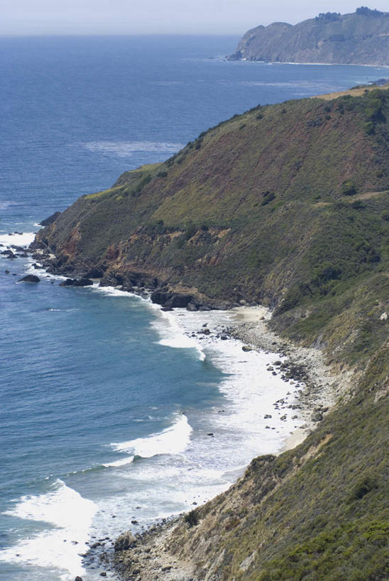 无人,竖图,俯视,室外,白天,旅游,度假,海浪,海洋,美景,沙滩,山,山脉,美国,阴影,波纹,飞溅,溅,光线,沙子,液体,影子,海岸,海面,景观,浪花,山峰,水滴,涟漪,沙地,山峦,凉爽,娱乐,水珠,倒影,水纹,阳光,自然,海水,波浪,群山,享受,休闲,景色,放松,清爽,涨潮,连绵,碰撞,倒映,北美,北美洲,绵延,喷洒,清新,加利福尼亚,自然风光,美洲,海景,海潮,加州,加利福尼亚州,金州,黄金州,水晕,北亚美利加洲,亚美利加洲,大苏尔,绵亘,潮水,潮汐,落潮,反照,风凉,凉快,大海,风浪,海,海水的波动,海滩,近岸浪,涌浪,彩图,高角度拍摄