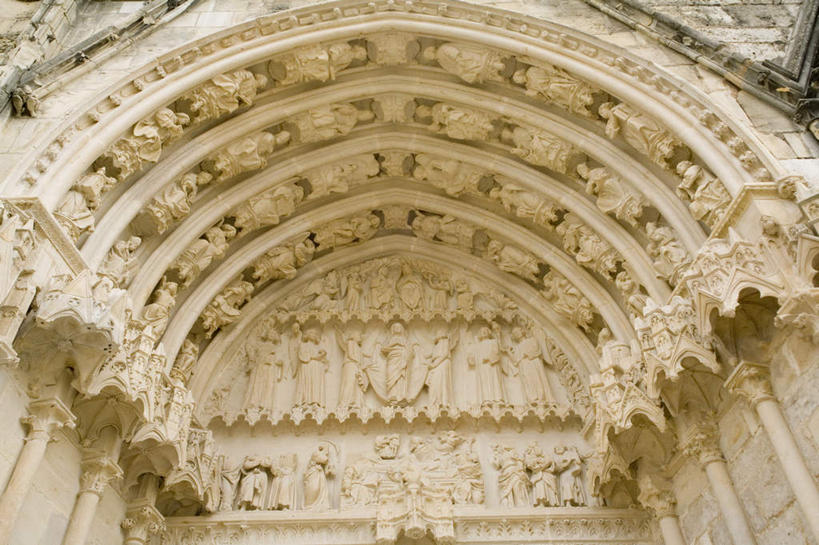 无人,教堂,横图,室外,白天,仰视,旅游,度假,绘画,标志建筑,地标,建筑,雕塑,法国,巴黎,欧洲,一排,阴影,节日,艺术,整齐,装饰,光线,雕刻,雕像,影子,墙,首都,文化,娱乐,建设,壁画,墙壁,墙面,排列,阳光,工艺品,祈祷,享受,休闲,健康,旅游胜地,放松,许愿,宗教,信仰,纪念,华丽,修饰,祈求,美术,点缀,队列,主题,陈列,信念,法兰西共和国,功能,美学,衬托,美观,雅致,雅观,法兰西第五共和国,圣艾蒂安教堂,平安,画画,彩图,低角度拍摄,大教堂,礼拜堂