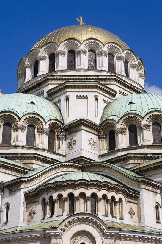 无人,教堂,竖图,室外,白天,仰视,旅游,度假,窗户,落地窗,标志建筑,地标,建筑,欧洲,保加利亚,一排,阴影,节日,整齐,光线,影子,首都,文化,娱乐,建设,圆顶,玻璃窗,排列,蓝色,蓝天,天空,阳光,天,祈祷,享受,休闲,健康,旅游胜地,放松,许愿,宗教,信仰,晴朗,纪念,祈求,基督教,队列,南欧,信念,万里无云,保加利亚共和国,索非亚,平安,晴空,晴空万里,彩图,低角度拍摄,大教堂,礼拜堂