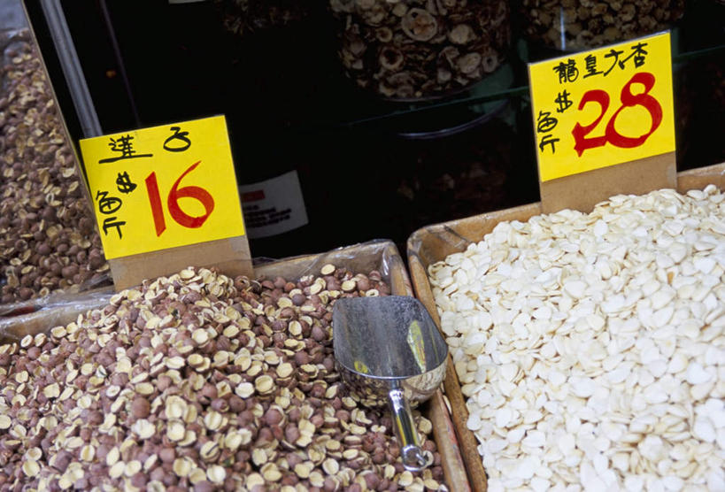 海鲜,无人,商店,横图,俯视,室外,特写,白天,购物,消费,超市,香港,中国,亚洲,一堆,许多,堆叠,堆积,英文,标志,数字,文字,字符,塑料,字母,很多,标识,水产,海洋生物,盒子,容器,塑料制品,干货,价格,金融,百货,阿拉伯数字,便利店,储藏,堆,英文字母,港,储存,水生动物,海产品,水生物,选购,贸易,东亚,海底动物,价钱,香港岛,香港特别行政区,港澳台,中华人民共和国,血拼,零售店,代价,港岛,中西区,德辅道,彩图,高角度拍摄,店铺,杂货店,杂货铺,贮存