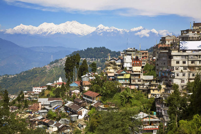 无人,家,横图,俯视,室外,白天,度假,石头,美景,山,雪,雪山,植物,大雪,城市风光,城市,孟加拉国,亚洲,阴影,光线,石子,影子,房屋,屋子,冰,积雪,景观,山峰,雪景,云,云朵,冬季,冬天,公寓,山峦,云彩,娱乐,洋房,楼房,住宅,树,树木,蓝色,绿色,白云,蓝天,天空,阳光,自然,天,享受,休闲,景色,放松,寒冷,生长,晴朗,成长,冰冷,南亚,严寒,冰凉,酷寒,凛冽,凛凛,极冷,孟加拉人民共和国,大吉岭,石块,岩石,晴空,彩图,高角度拍摄,房子