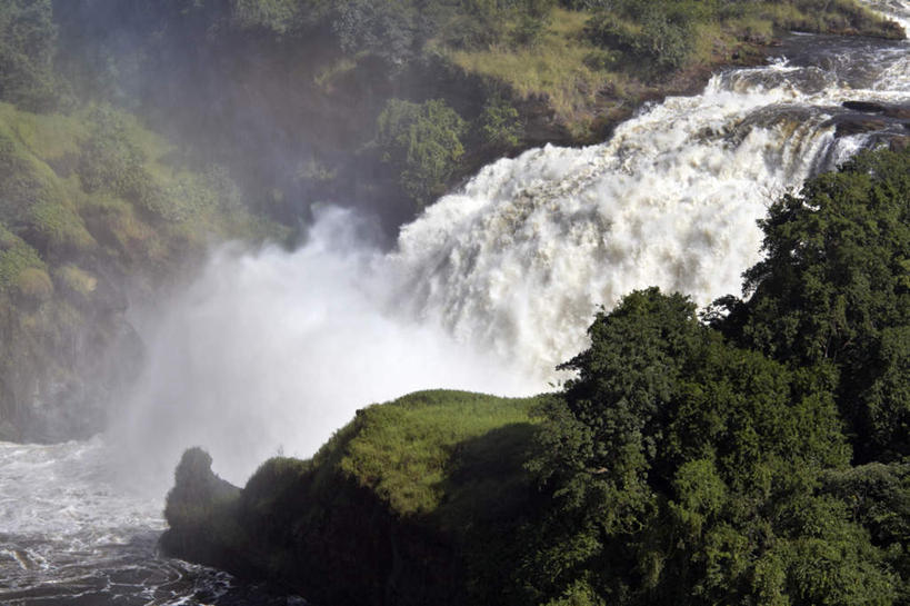 无人,公园,横图,室外,白天,正面,旅游,度假,河流,石头,美景,瀑布,森林,树林,水,植物,非洲,乌干达,阴影,飞溅,朦胧,模糊,溅,光线,石子,液体,影子,河水,景观,水滴,水流,悬崖,娱乐,水珠,树,树木,绿色,阳光,自然,享受,休闲,陡峭,景色,放松,生长,成长,国家公园,喷洒,自然风光,绝壁,乌干达共和国,笔陡,峻峭,默奇森瀑布国家公园,李文斯顿瀑布,利文斯通瀑布,默奇森瀑布,跌水,石块,岩石,彩图