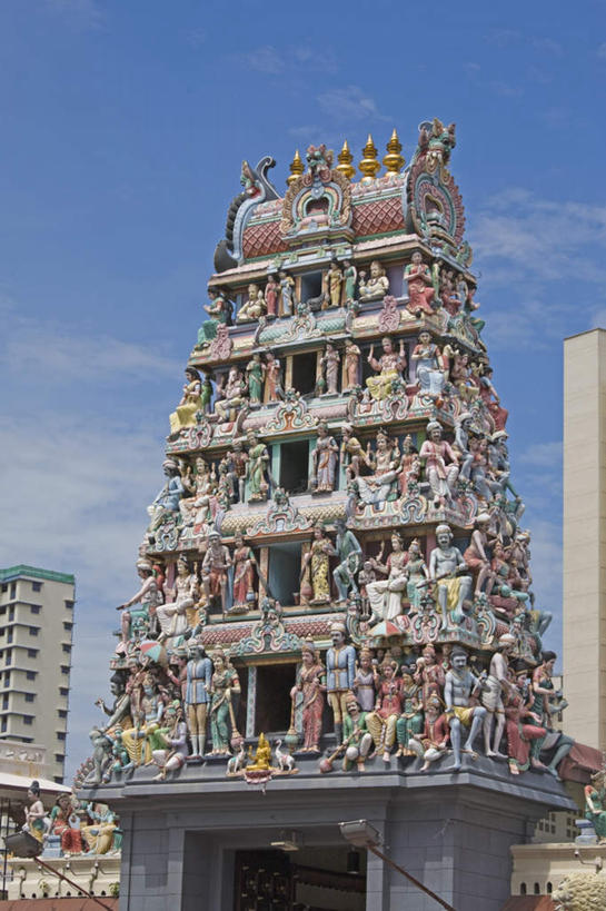 无人,竖图,室外,白天,正面,旅游,度假,路灯,照明,雕塑,斯里兰卡,亚洲,许多,阴影,节日,艺术,装饰,光线,雕刻,雕像,影子,云,云朵,神像,灯光,很多,云彩,文化,娱乐,灯,蓝色,白云,蓝天,天空,阳光,工艺品,天,祈祷,享受,休闲,健康,放松,许愿,宗教,信仰,晴朗,纪念,华丽,祈求,照亮,美术,神殿,基督教,照明设备,天主教,主题,南亚,陈列,功能,美学,斯里兰卡民主社会主义共和国,富丽,华美,平安,晴空,彩图