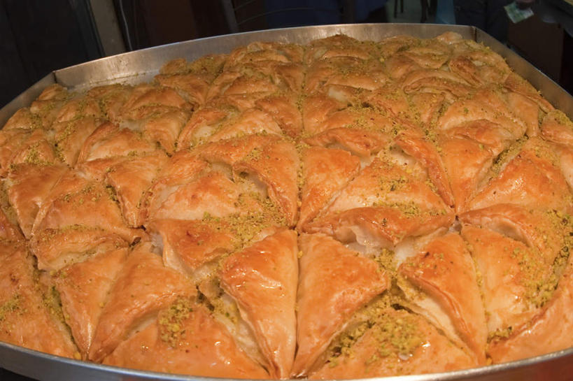 点心,面包,无人,商店,横图,俯视,室内,特写,白天,购物,消费,超市,食品,面点,食物,糕点,一个,金融,百货,便利店,巨大,庞大,单个,选购,贸易,血拼,零售店,宏大,硕大,伟大,彩图,高角度拍摄,店铺,杂货店,杂货铺