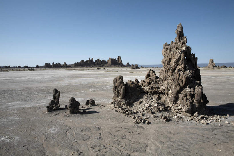 无人,横图,室外,白天,正面,旅游,度假,石头,美景,沙漠,非洲,吉布提,阴影,光线,石子,影子,景观,娱乐,蓝色,蓝天,天空,阳光,自然,天,享受,休闲,景色,放松,晴朗,自然风光,万里无云,阿非利加洲,东非,吉布提共和国,大漠,砂漠,石块,岩石,晴空,晴空万里,彩图