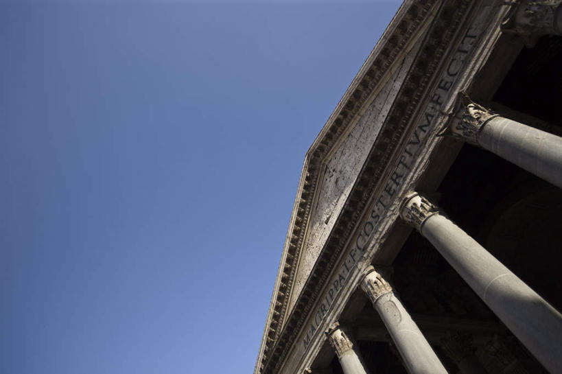 无人,家,宫殿,横图,室外,白天,仰视,旅游,度假,别墅,标志建筑,地标,建筑,意大利,欧洲,罗马,一排,阴影,整齐,光线,影子,柱子,房屋,屋子,公寓,首都,娱乐,建设,洋房,楼房,住宅,排列,蓝色,蓝天,天空,阳光,天,享受,休闲,旅游胜地,放松,晴朗,队列,南欧,豪宅,万里无云,意大利共和国,万神殿,万神庙,罗马万神殿,罗马万神庙,晴空,晴空万里,彩图,低角度拍摄,房子