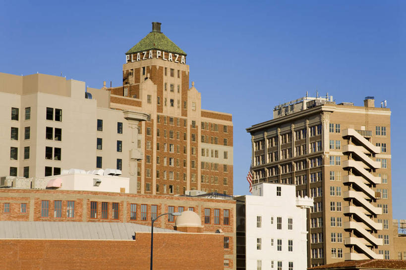 无人,高楼大厦,栏杆,横图,室外,白天,仰视,度假,美景,楼梯,城市风光,城市,大厦,建筑,摩天大楼,美国,阴影,光线,扶手,影子,阶梯,景观,娱乐,护栏,台阶,蓝色,蓝天,天空,阳光,天,享受,休闲,景色,放松,晴朗,北美,北美洲,德克萨斯州,美洲,德克萨斯,万里无云,得州,德州,得克萨斯州,孤星之州,北亚美利加洲,亚美利加洲,埃尔帕索,晴空,晴空万里,彩图,低角度拍摄,大楼,高层建筑,高楼,摩天楼