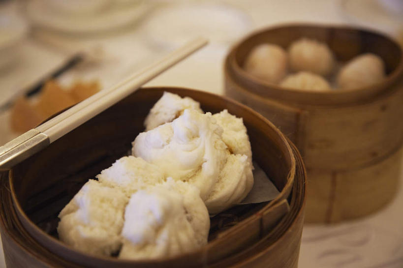 点心,面食,蒸笼,无人,横图,俯视,室内,特写,白天,度假,烹饪,中餐,美景,筷子,城市风光,城市,餐具,厨具,香港,中国,亚洲,阴影,竹制,朦胧,模糊,光线,影子,景观,料理,食品,包子,叉烧包,饺子,面点,文化,娱乐,传统,馒头,小吃,美食,食物,享受,休闲,中式,景色,放松,礼节,港,竹制品,笼屉,礼仪,东亚,水饺,烹饪用具,香港特别行政区,港澳台,中华人民共和国,进餐用具,烹调用具,烹调,彩图,高角度拍摄