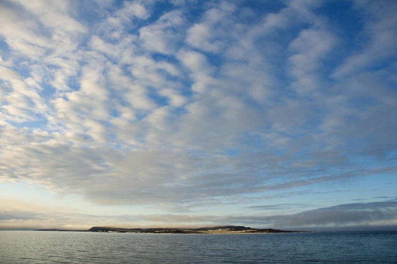 无人,横图,室外,白天,北极,海洋,山,水,全球变暖,挪威,地形,山顶,云,自然,摄影,斯瓦尔巴德群岛,海滩,群岛,彩图