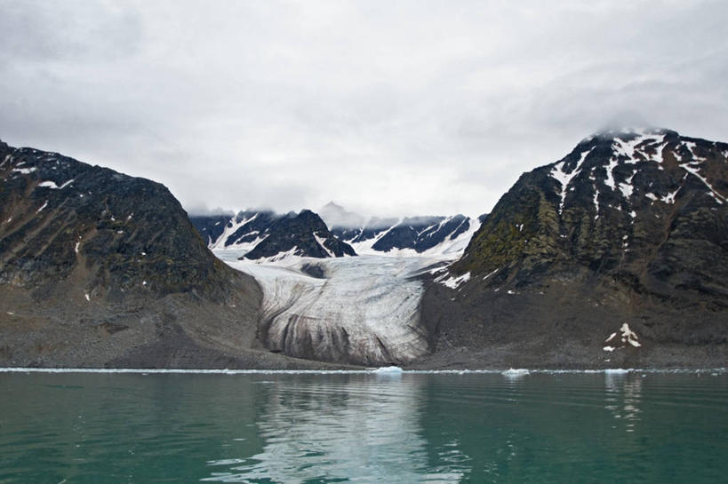 无人,横图,室外,白天,北极,海洋,全球变暖,挪威,融化,冰,地形,悬崖,自然,摄影,气象,气候,冰河,斯瓦尔巴德群岛,岩石,彩图