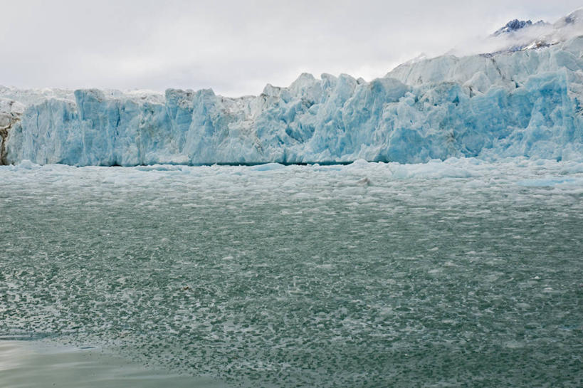 无人,横图,室外,白天,冰山,海洋,山,水,全球变暖,挪威,摩纳哥,欧洲,融化,冰,地形,山峰,山峦,冰川,风景,自然,摩纳哥公国,寒冷,摄影,冰冷,北冰洋,冰河,严寒,冰凉,酷寒,凛冽,凛凛,极冷,斯瓦尔巴德群岛,彩图