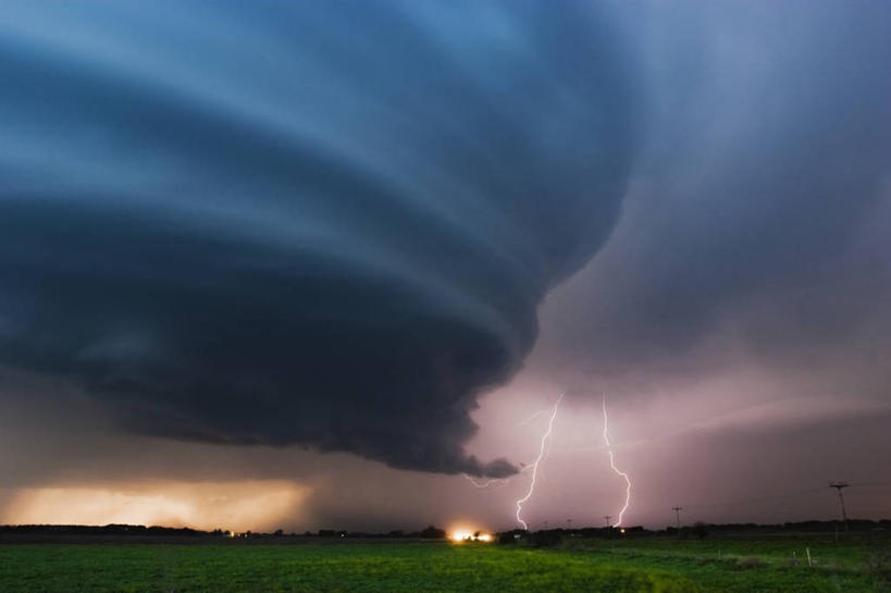 无人,横图,室外,白天,闪电,暴风雨,美国,云,天气,风景,自然,摄影,恐怖,结束,内布拉斯加,雷雨,危险,彩图,骚乱