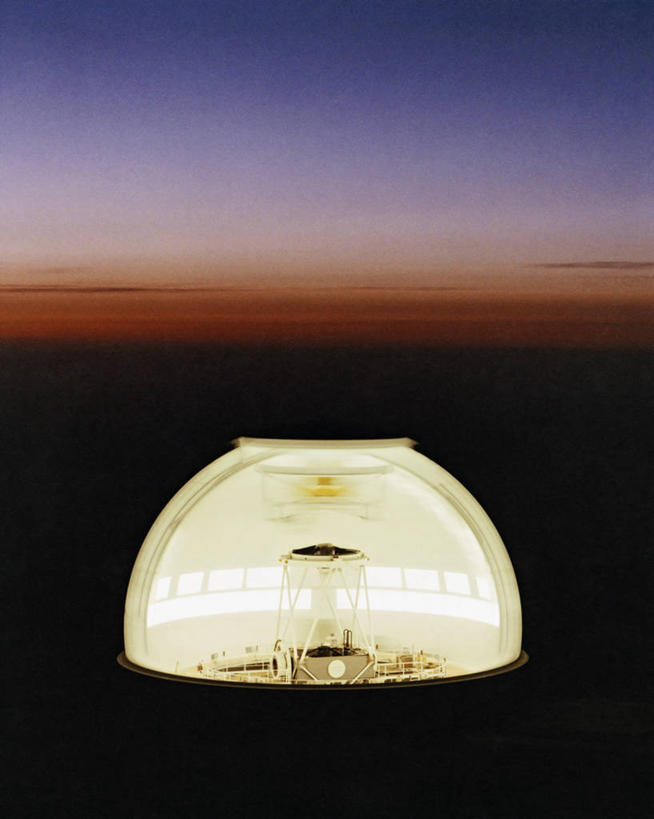 无人,天文台,竖图,室外,夜晚,留白,长时间曝光,西班牙,科学,天文望远镜,云,黄昏,摄影,圆顶建筑,加那利群岛,天文学,帕尔马,大西洋群岛,彩图