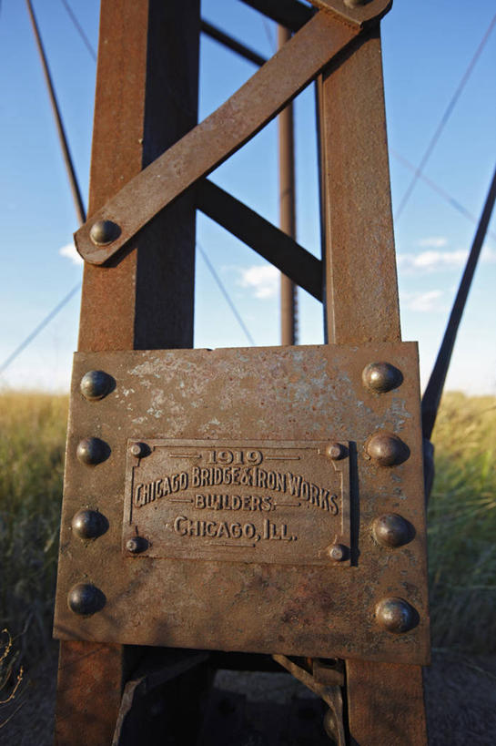 无人,竖图,室外,白天,草原,美国,钢铁,水塔,历史,草,平原,摄影,铆钉,工程,科罗拉多州,彩图,大平原