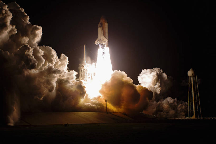 无人,横图,夜晚,火箭,美国,起飞,太空,太空船,烟,摄影,北美,北美洲,成就,美洲,航天飞机,奋进号航天飞机,佛罗里达,佛罗里达州,佛州,阳光州,肯尼迪航天中心,北亚美利加洲,亚美利加洲,梅里特岛,美国宇航局,冒险,彩图,美利坚合众国,空间探索