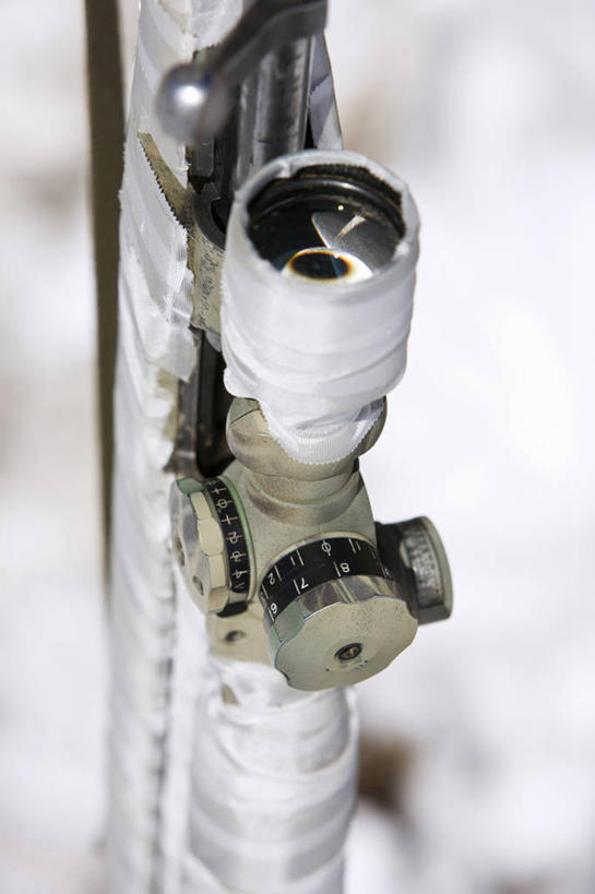 无人,竖图,特写,雪,美国,军事,冬天,武器,战争,摄影,准确,加利福尼亚,打斗,进攻,仪表盘,来福枪,技能,布里奇波特,彩图,美国海军陆战队,M40狙击步枪