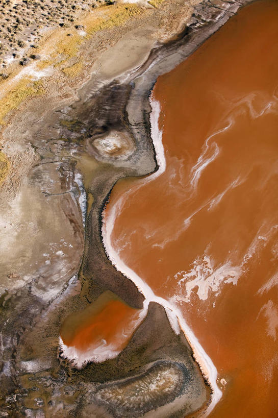 无人,竖图,俯视,航拍,室外,湖,沙漠,美国,池塘,海岸线,橙色,摄影,污染,盆地,沼泽,鸟瞰,科罗拉多州,盐湖,地质学,自然地理,彩图,高角度拍摄