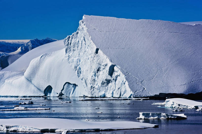 无人,横图,室外,风险,冰山,海洋,冰,地形,冰川,蓝色,天空,寒冷,摄影,气象,气候,南极洲,海景,南极半岛,彩图,冰架