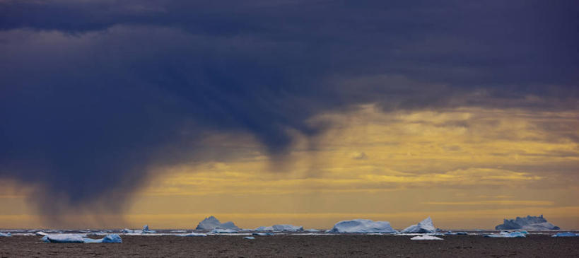无人,横图,全景,留白,冰山,海洋,乌云,云,天空,摄影,南极洲,海景,南极半岛,彩图