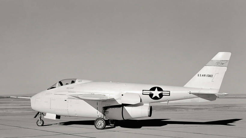 无人,横图,黑白,室外,白天,侧面,飞机,美国,摄影,空军,迅速,飞行器,加利福尼亚,沥青,军用机,科学实验,美国空军