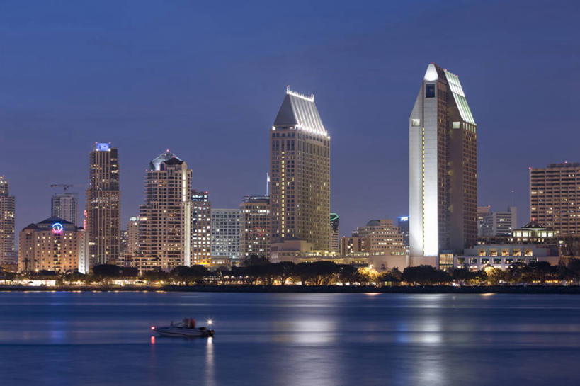 横图,室外,夜晚,度假,海洋,城市,建筑,摩天大楼,美国,塔,黄昏,地标建筑,摄影,照亮,太平洋,加利福尼亚,科罗纳多岛,圣地牙哥市,彩图