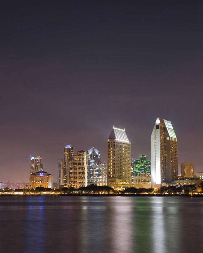 无人,竖图,室外,夜晚,留白,度假,海洋,城市,建筑,摩天大楼,美国,光,塔,天空,黄昏,地标建筑,摄影,照亮,太平洋,照明设备,加利福尼亚,科罗纳多岛,圣地牙哥市,彩图