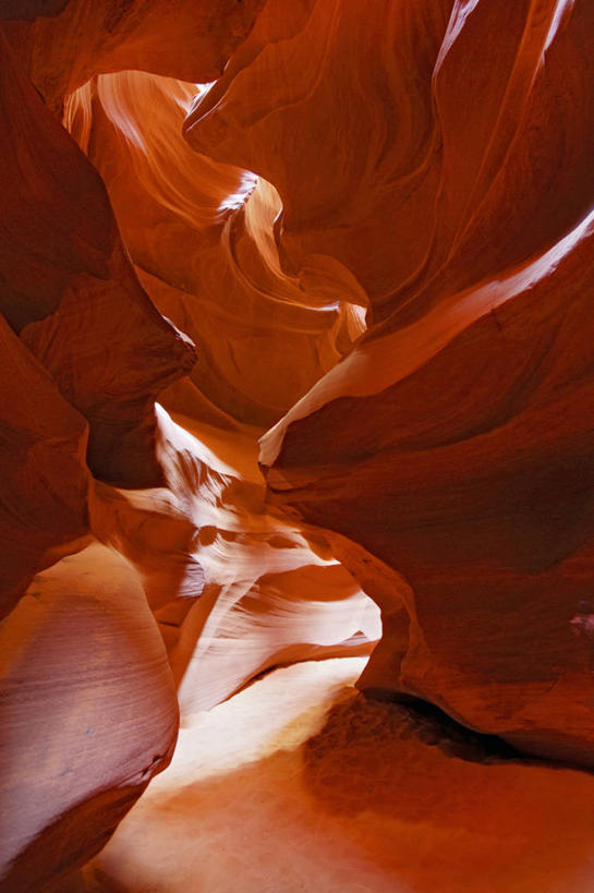 无人,竖图,室外,白天,美国,科学,地形,红色,地标建筑,摄影,亚利桑那,北美,北美洲,美洲,亚利桑那州,大峡谷之州,北亚美利加洲,亚美利加洲,地质学,羚羊峡谷,沙岩,上羚羊峡谷,彩图,旅行,美利坚合众国