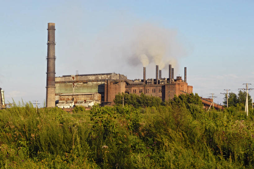 无人,工厂,横图,室外,白天,烟囱,俄罗斯,工业,摄影,西伯利亚,空气污染,彩图