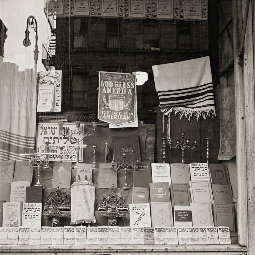 无人,方图,黑白,室外,白天,窗户,纽约,美国,烛台,曼哈顿,摄影,宗教,美国文化,犹太教,书,传统文化