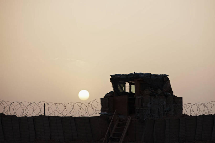 无人,横图,室外,白天,日落,日光,阿富汗,黄昏,摄影,保护,打斗,彩图,美国海军陆战队,带刺铁丝网