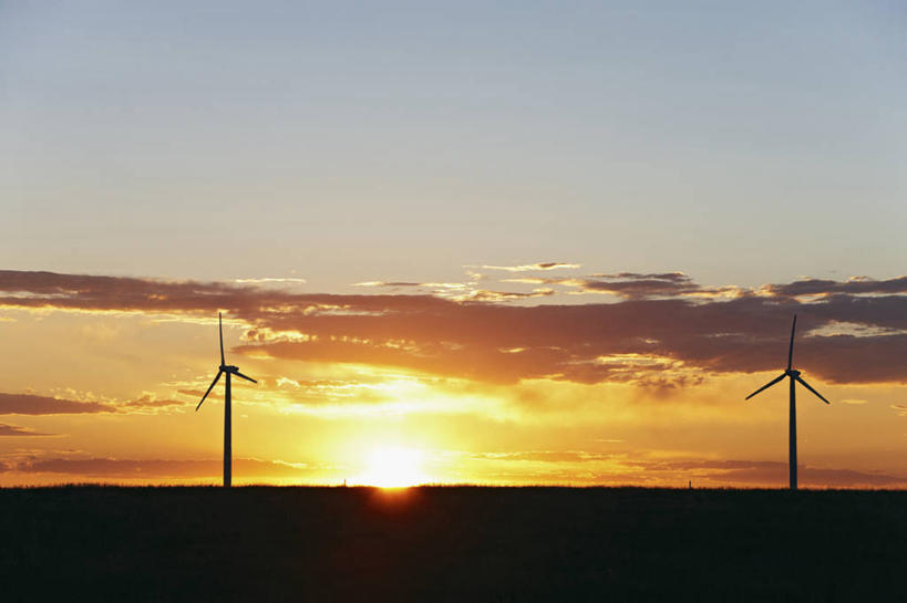 无人,横图,室外,白天,日落,风,风力,科学,发电机,塔,螺旋桨,旋转,平原,转,摄影,能源,电,电源,改变,剪影,替代能源,环境保护,涡轮,科罗拉多州,风速计,物理学,气象学,风轮机,彩图