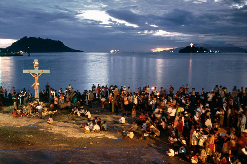 横图,室外,巴布亚新几内亚,复活节,庆祝,海岸线,黎明,许多人,一群人,摄影,宗教,基督教,群众,海景,彩图