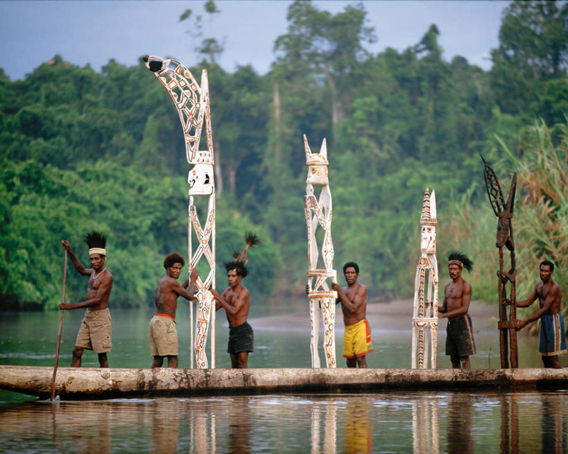 划船,横图,室外,白天,河流,雕塑,印度尼西亚,巴布亚新几内亚,摄影,独木舟,肖像,马来西亚人,雕塑家,彩图