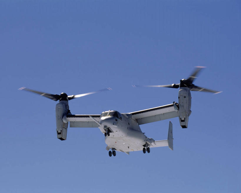 无人,横图,室外,白天,技术,科技,山,雪,飞机,冲突,军事,螺旋桨,漩涡,着陆,旋转,飞,盘旋,蓝色,灰色,天空,轮胎,发动机,幻想,平衡,战争,转,运输,摄影,迅速,旋涡,准确,货运,加利福尼亚,起落架,进攻,座舱,空气污染,彩图,美国海军陆战队