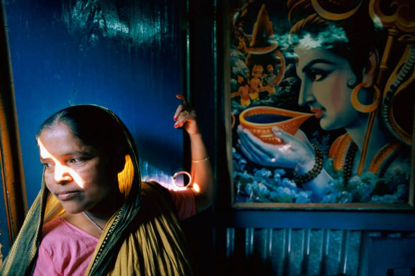 中年人,脸,头,脸颊,一个人,商务人士,商务女性,横图,商务,孟加拉国,亚洲,仅一个女性,仅一个人,套装,肩膀,仅一个中年女性,金融,摄影,企业,公司,南亚,商务装,工薪阶层,借,孟加拉人民共和国,寡妇,女人,女性,中年女性,头部,脸部,脸蛋,面部,白领,上班族,彩图,社会问题