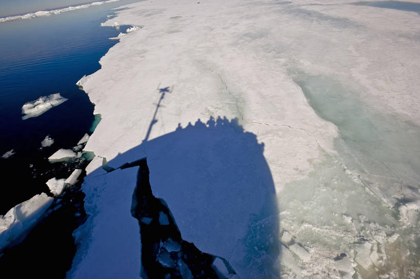 无人,横图,俯视,室外,白天,冰山,海洋,阴影,节日,邮轮,浮冰,寒冷,摄影,气象,宁静,气候,南极洲,南极半岛,冰帽,冒险,彩图,高角度拍摄,旅行,霍普湾,冰架