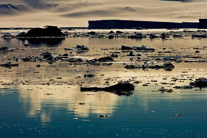 横图,室外,白天,旅游,度假,冰山,海洋,美景,水,雪,全球变暖,环保,漂浮,冰,地形,景观,娱乐,自然,享受,休闲,景色,放松,冷,摄影,能源,气象,环境,回收,资源,气候,自然风光,南极洲,利用,低碳,循环,持续,南极半岛,冰帽,彩图,霍普湾