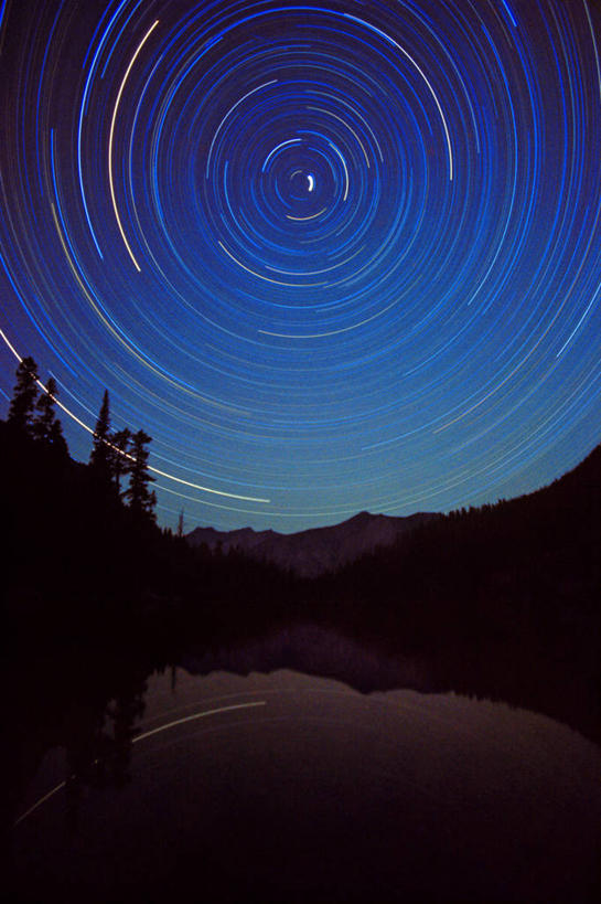 竖图,室外,夜晚,湖,山,山脉,水,美国,太空,星星,摄影,北极星,北美,北美洲,国家公园,加利福尼亚,美洲,天文学,加州,加利福尼亚州,内华达山,内华达山脉,金州,黄金州,北亚美利加洲,亚美利加洲,国王峡谷国家公园,彩图,美利坚合众国,郊野公园