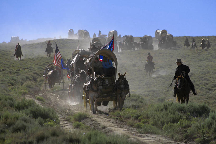 横图,室外,白天,自由,马,旗帜,美国,历史,平原,运输,美国国旗,摄影,迁徙,美国文化,犹他,彩图,摩门教,篷车