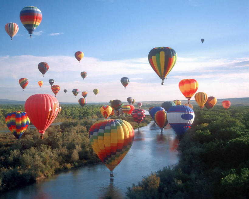 无人,横图,俯视,航拍,室外,白天,度假,快乐,河流,风,美国,庆祝,地形,云,高处,半空,天空,热气球,摄影,鸟瞰,新墨西哥,阿尔伯克基,技能,格兰德河,休闲活动,彩图,高角度拍摄,欢乐