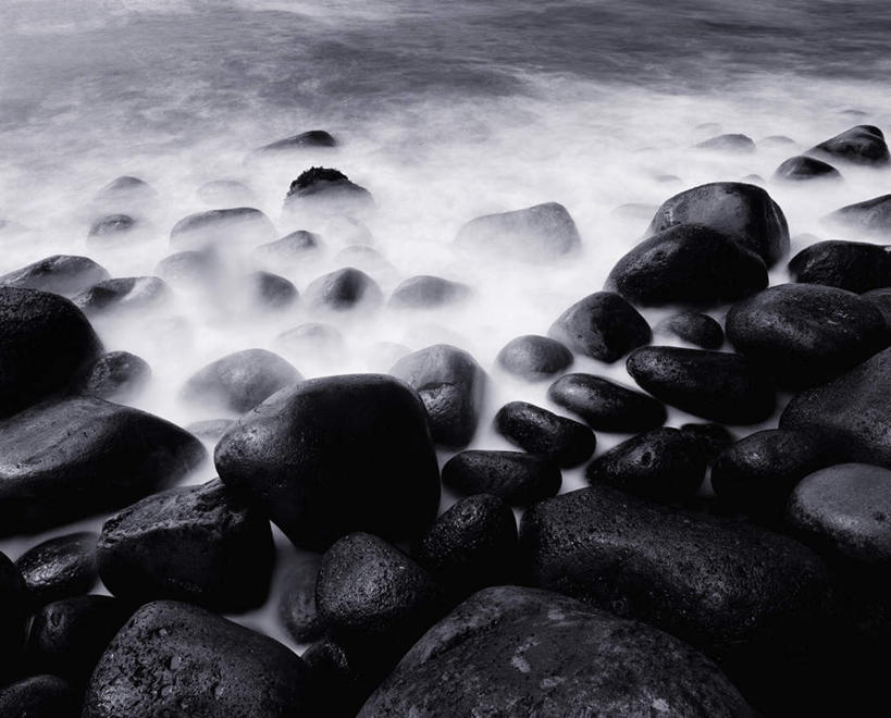 无人,横图,俯视,黑白,室外,白天,旅游,度假,河流,石头,美景,水,欧洲,冰岛,一堆,许多,堆叠,堆积,湍急,石子,河水,景观,水流,很多,娱乐,自然,享受,休闲,景色,放松,堆,自然风光,北欧,冰岛共和国,石块,高角度拍摄