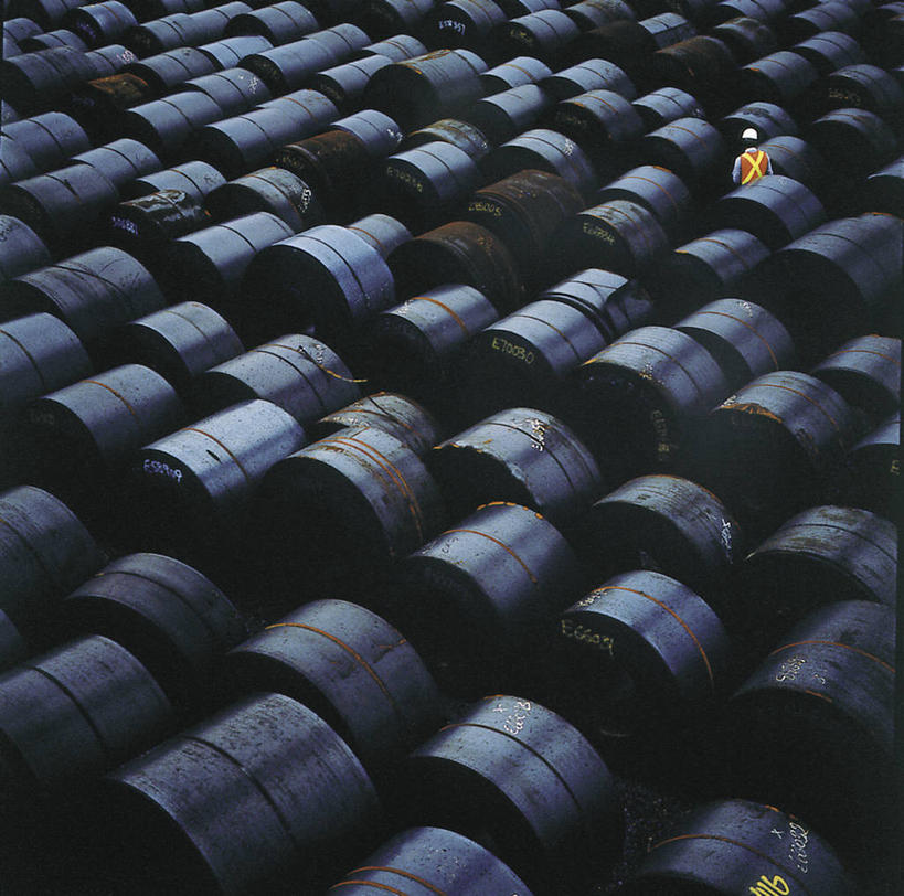 无人,横图,俯视,室外,特写,白天,金属制品,加拿大,一排,阴影,朦胧,模糊,整齐,光线,金属,罐子,影子,排列,黑色,阳光,容器,储藏,北美,北美洲,昏暗,阴暗,储存,队列,幽暗,美洲,北亚美利加洲,亚美利加洲,暗淡,惨淡,灰暗,晦暗,彩图,高角度拍摄,贮存